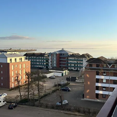 Lägenhet Fewo Schroeder - Pier 5 - Inklusive Bettwaesche Und Handtuecher - Seitlicher Meerblick - Saisonal - Strandkorb & Schwimmbad Büsum